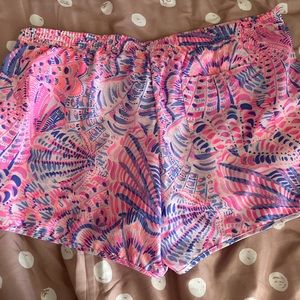 Lily Pulitzer activewear shorts large